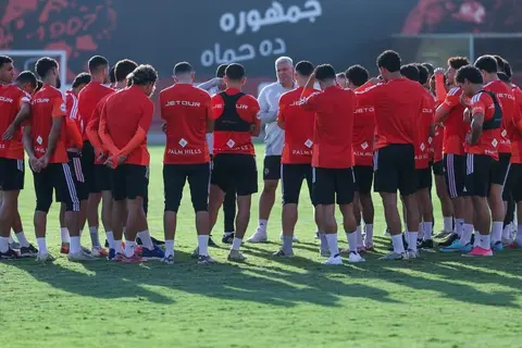 تجميد وتوبيخ وتهديد.. مصدر بالأهلي ليلا كورة يكشف تفاصيل جلسة عموتة ووائل جمعة مع اللاعبين 22 أكتوبر 2026